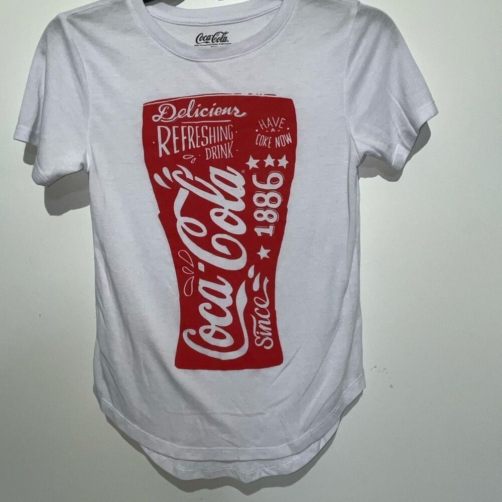 Coca-Cola Y2K Juniors White‎ Red Short Sleeve Crew Neck Graphic T-Shirt Size XS